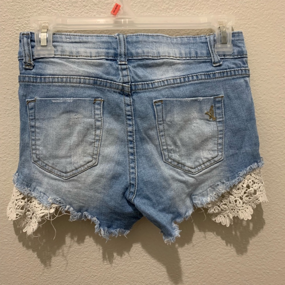 VIP JEANS shorts - Picture 2 of 7